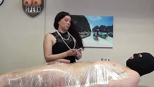 Bossy Faith Anderson'un yer aldığı Faith Volume 1