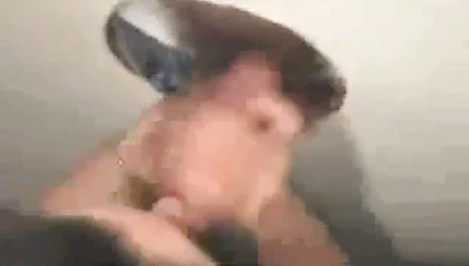 Hatta daha fazla zafer deliği horoz emme ile twinks