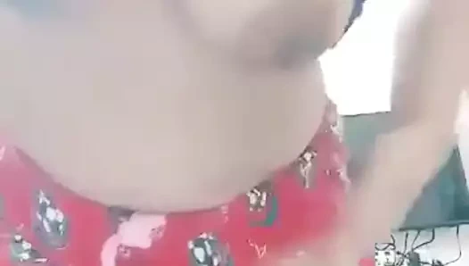 Kız arkadaşım sikişiyor