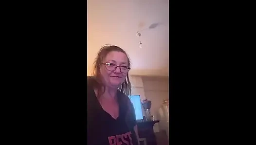 Bölüm 1:- Domina Satana ve BooBoo. Çıkmaz esareti