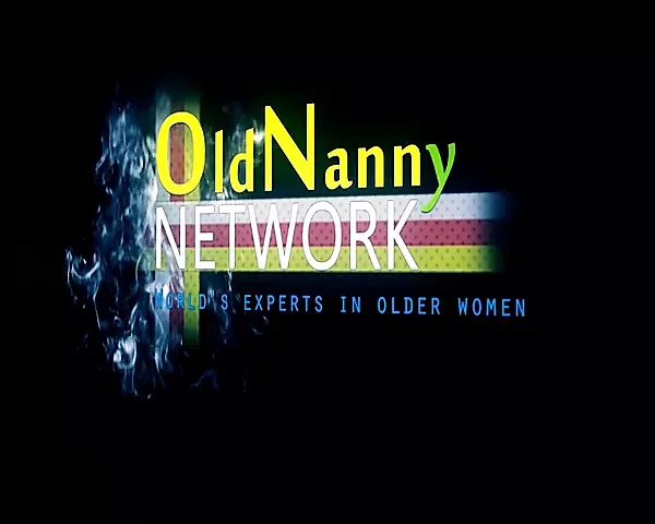 Oldnanny büyükanne hardcore handjob ile partner