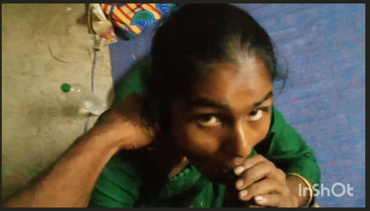 Indian Desi cheating housewife giving and her boyfriend at night