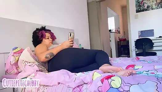 Üvey anne üvey oğlunu uyandırmak için osuruyor ep 1