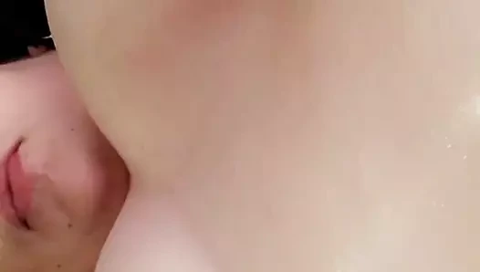 Secy yeşil göz anal