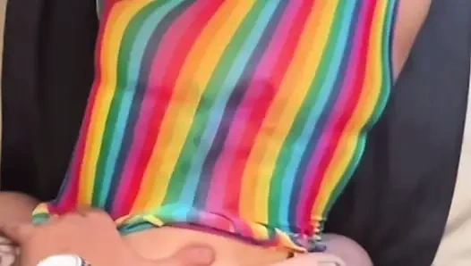 Büyük memeli orta yaşlı seksi kadın beni içine sokuyor