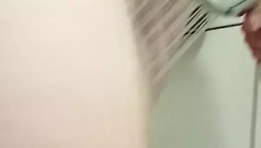 Chantons sous la douche