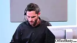 Kadınlar içinde ofis becerdin