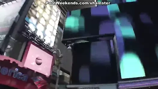 Sabah otelde ve alışverişte seks