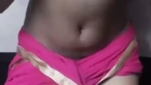 Mükemmel figürlü desi karısı – göğüsler kızdırmak ve parmaklamak