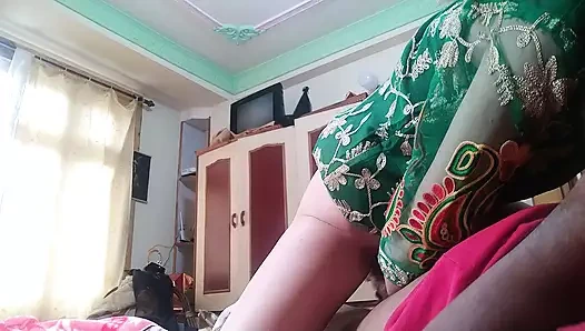 Bolly_Karma_074 _ amcık teşhiri ve kovboy kız seksi