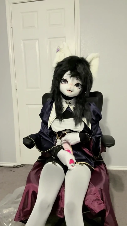 Tüylü kigurumi titreşimli ve nefesli yaka | Klip 2