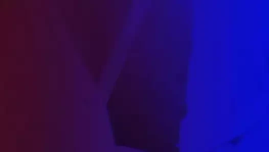 Mia çok ateşli duygular hissediyor