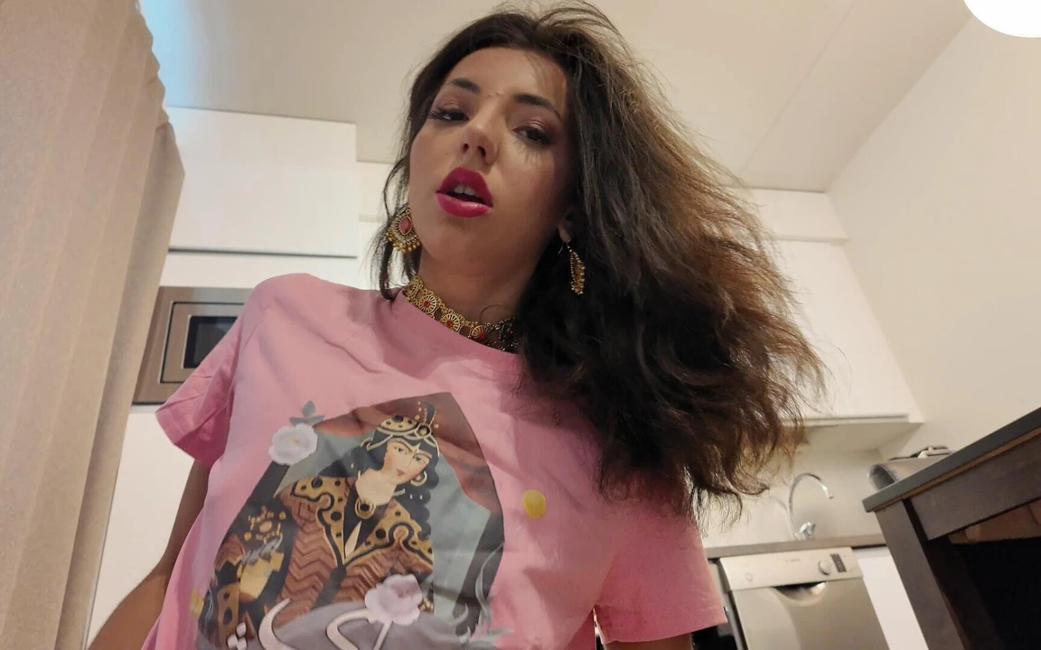 Sıkı Amcıklı Orta Doğulu Üvey Kız Kardeşle Gerçek Ev Yapımı Porno