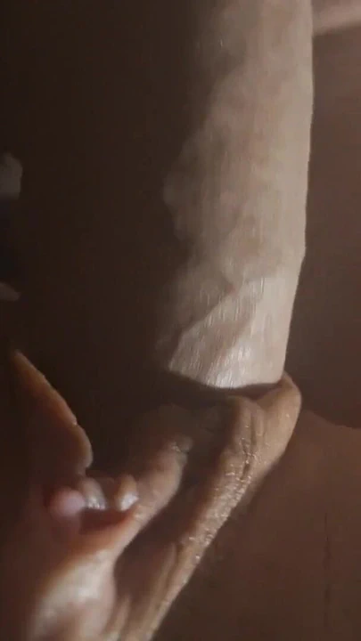 Mac üvey kız kardeşine özel bir hediye veriyor | Klip 1