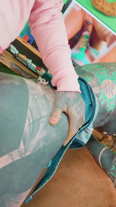 Ofisimde Kapım Açık Yakalandım | Klip 2