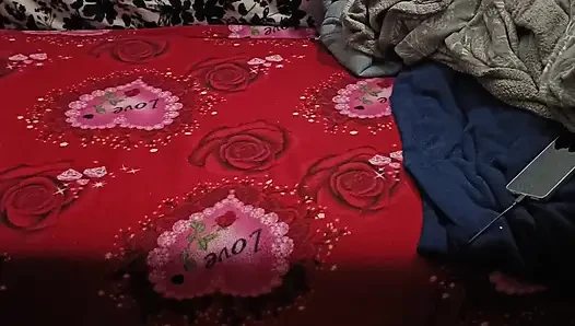 Kocasını Aldatan Ateşli Evli Kadın