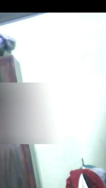 Незабываемый момент из "Прелюдия пакистанской пары в крытый S1, эпизод 3"