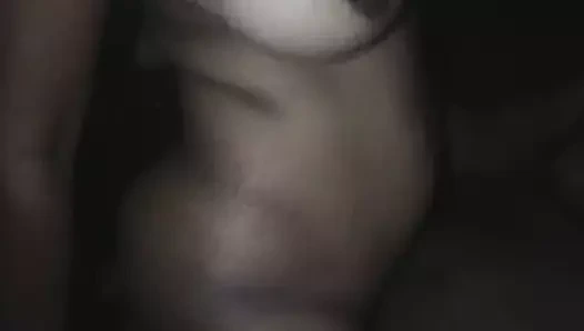 Sri Lankalı çift sikişiyor