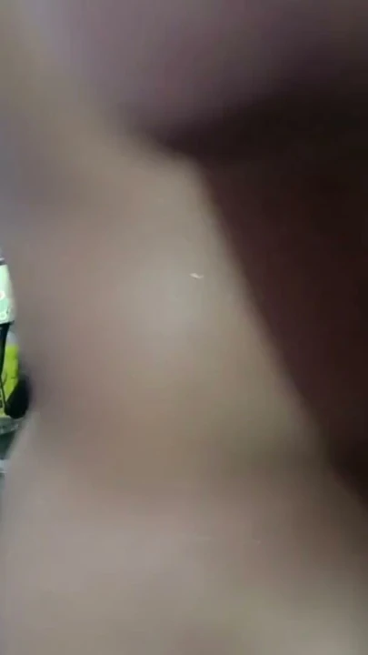Seksi bhabhi'nin odasına girip arkadan yakalayıp siktim | Klip 1