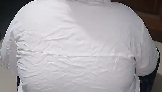 Hintli seksi kamera kızı