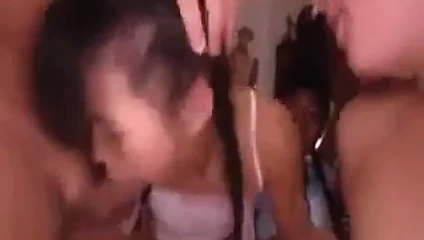 Asyalı beyaz grup seks