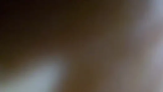 Sürünerek ve kaydıran web kamerası kalça ile vajina arasında