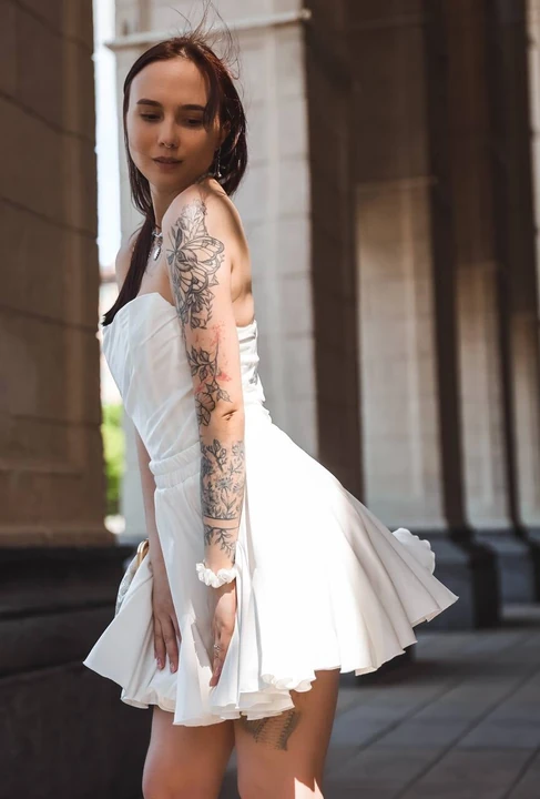 Солнечная девушка