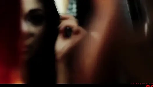 Mai Bailey ve Megan Coxxx anal kraliçeler