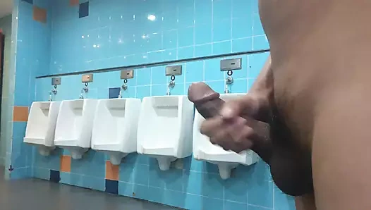 Tuvalette açık havada 2 🤫