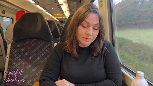 Sharing a bed with seductive mature milf stepmom