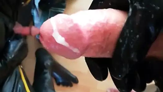 Spermfriend rubber boşalmak üzerinde çük ve oyun ile sperm