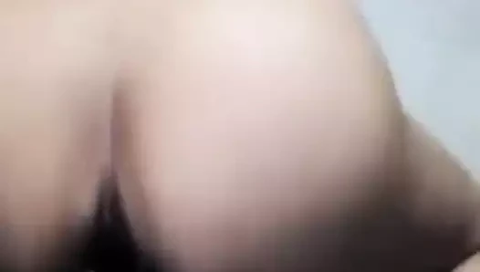 masturbandose con pepino