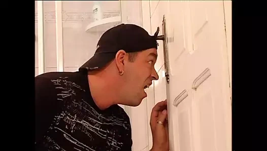 Üvey kardeşimin gerçekten büyük bir siki var!