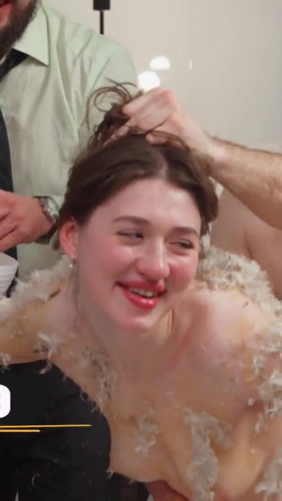 BRIDE4K. Ailemizin bir parçası olmak istiyorsanız, grup seks partisine katılmalısınız | Klip 3