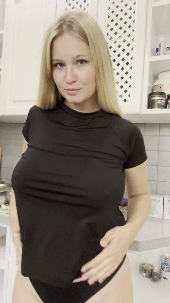 Большие сиськи раскрыты на полном обзоре 🍒