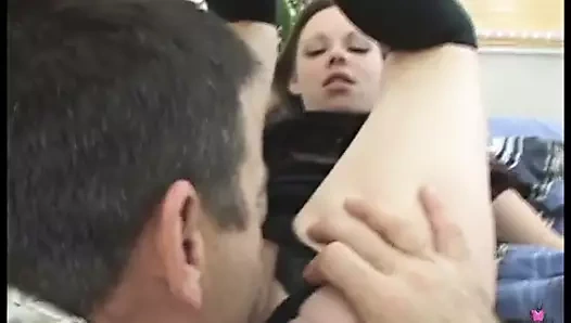 Küçücük esmer milf cums sert kahrolası benim büyük beyaz horoz