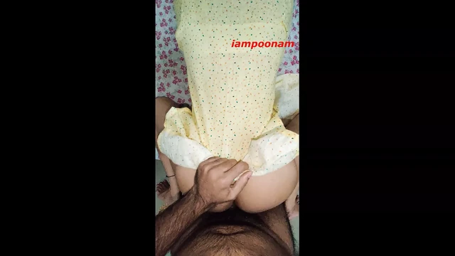 Sıcak yeni komşu sert becerdin (cum içinde kedi)