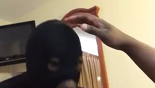 Masked deepthroating yarım yamalak siyah bbw