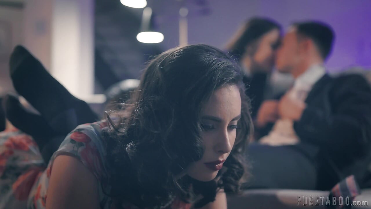 Pure taboo - Seth eve whitney wright ve casey calvert'i domine etmek için geliyor