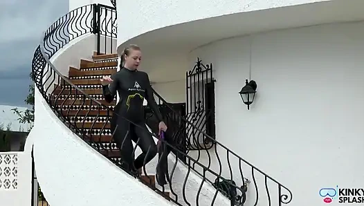 Neoprene şaplak atma kürek ve amcık kırbaçlama