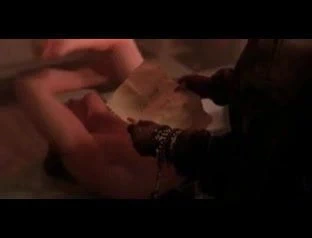 karaağaç sokak yıldızı lezlie deane çıplak kabus