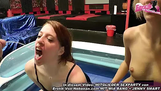 Alman swinger gençler kulüpte becerdin, döllenmiş ve sinirlendi
