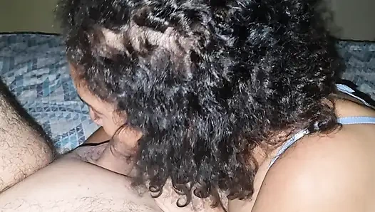 Bir Fanin Penisini Emerek ağzima Boşaldiğini