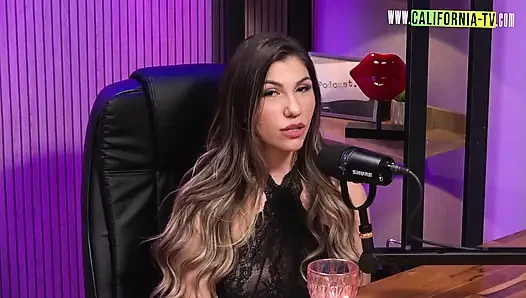 Latin ateşli Alexia Dhein ile podcast