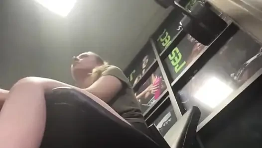 Crazy fucking in the gym with jucielussie
