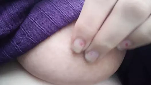 Dışarıdaki çirkin göğüsler