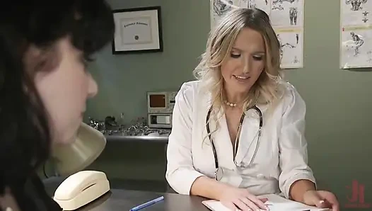 Sexsomnia: amilia onyx ateşli trans lezbiyen hemşire Kayleigh Coxx'un rüyaları