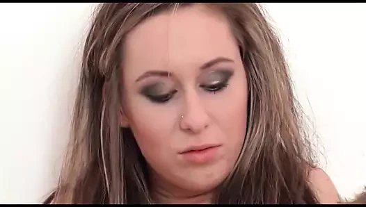 Seksi genç çift amcık yalıyor