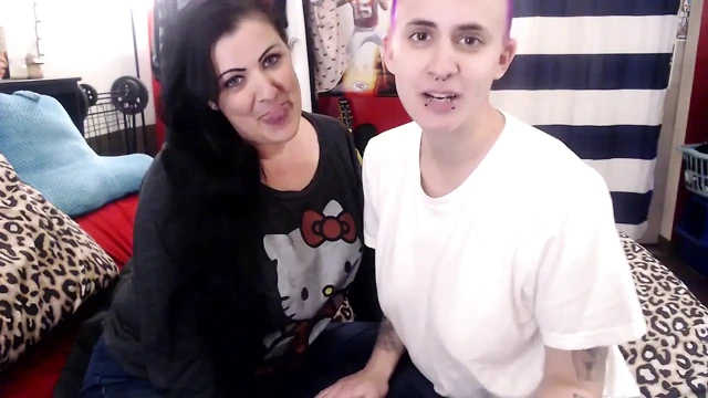 Lezbiyenler seni emasculate ediyor