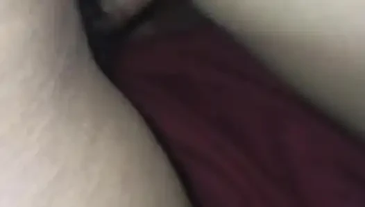 Büyük götlü komşuyla ev yapımı seks